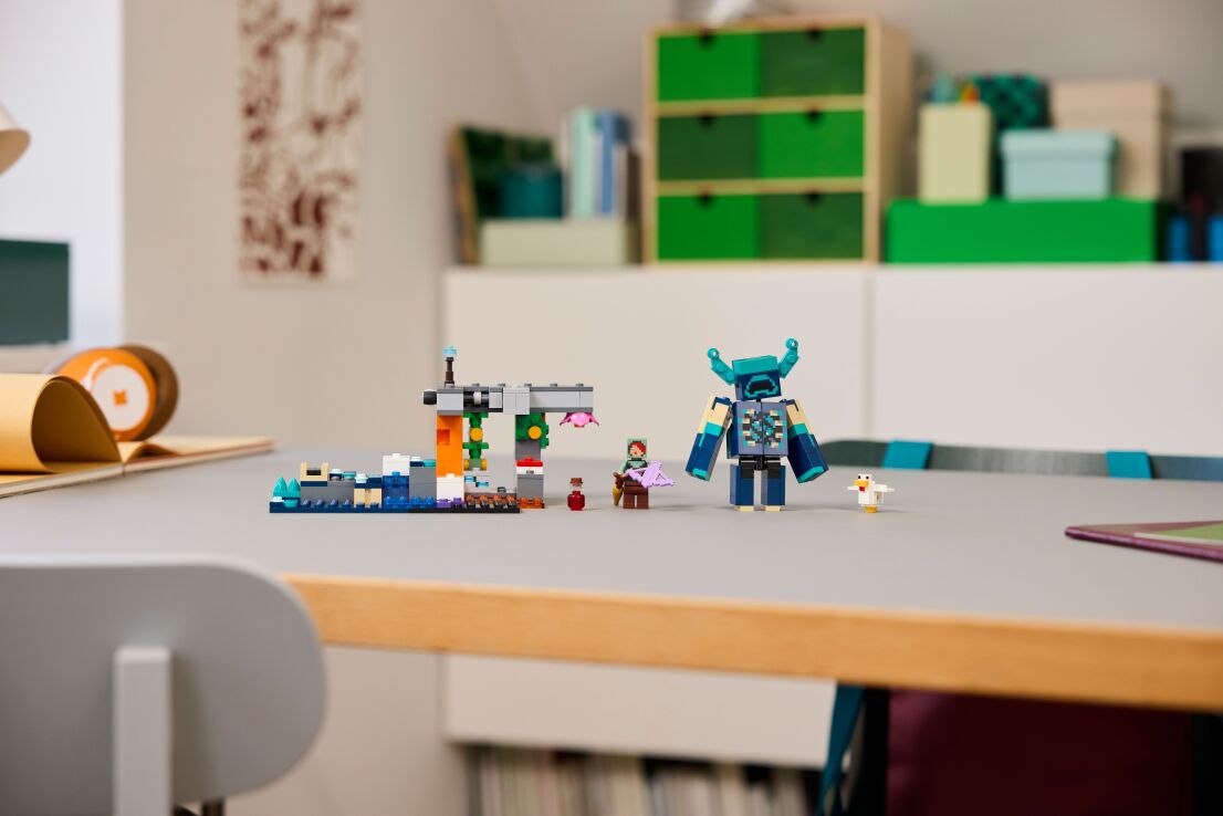 LEGO Minecraft The Warden Encounter (21274) (8)