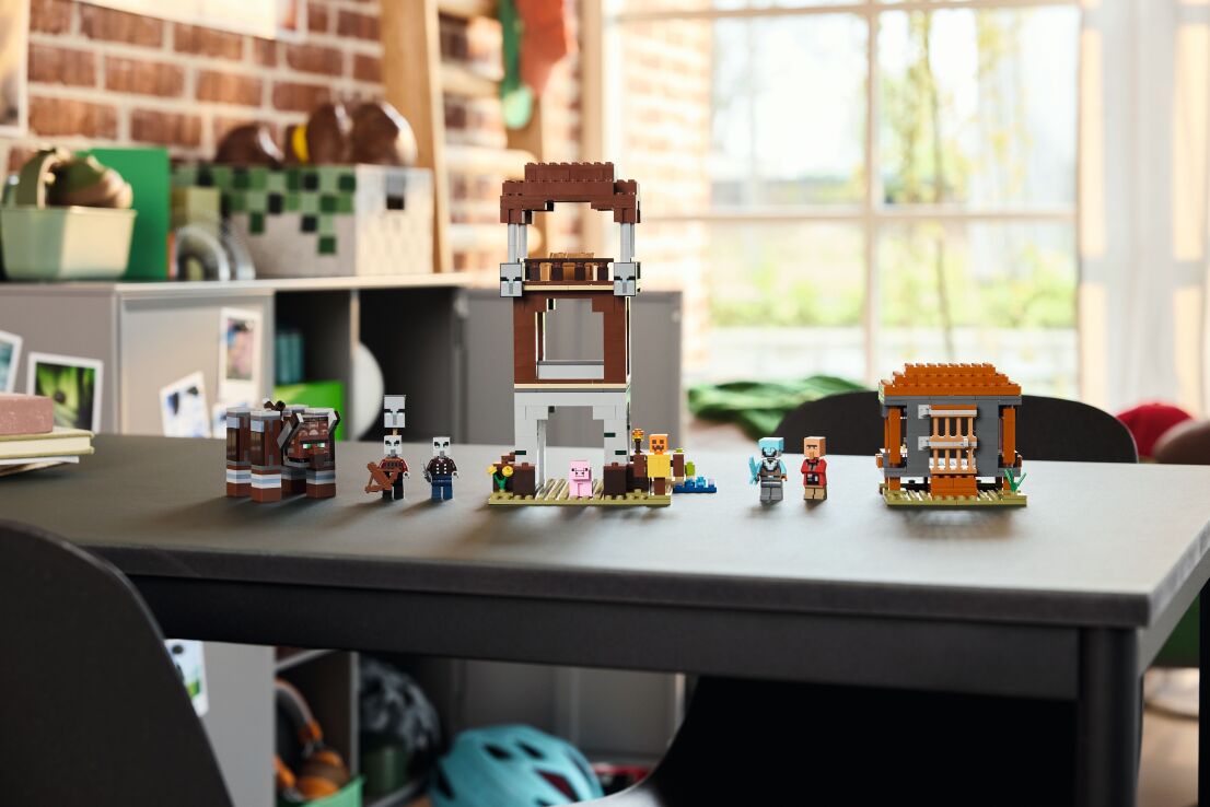 LEGO Minecraft The Pillager Outpost & Ravager (21278) (7)