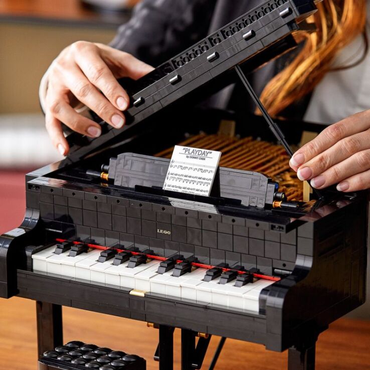 LEGO Ideas Grand Piano (21323) (4)