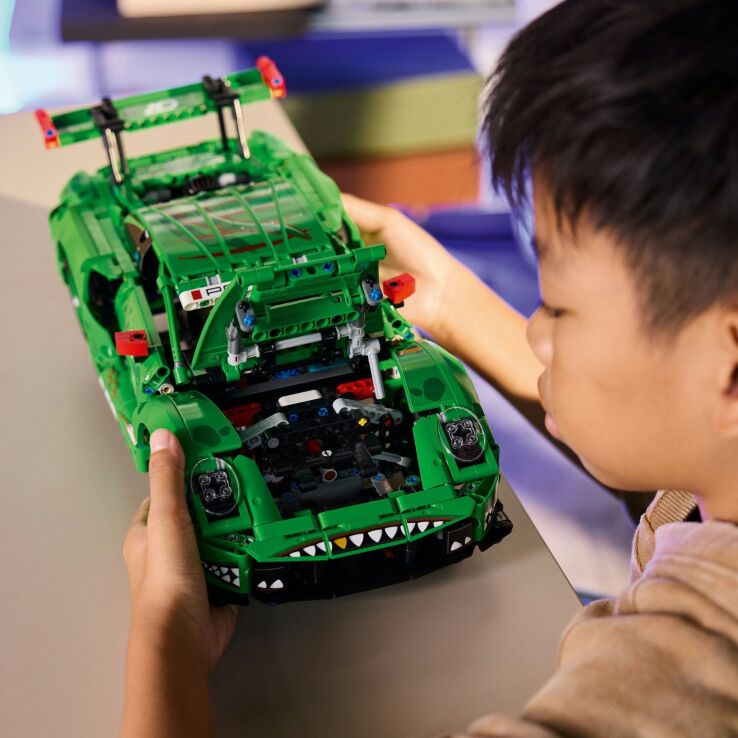 LEGO® Technic Porsche 911 GT3 R REXY AO Racing Car (42224) (4)