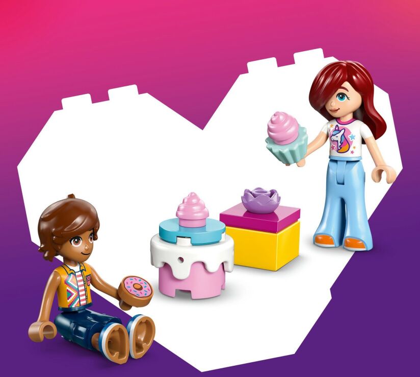 LEGO® Friends Unicorn Cake Delivery Car (42675) (5)