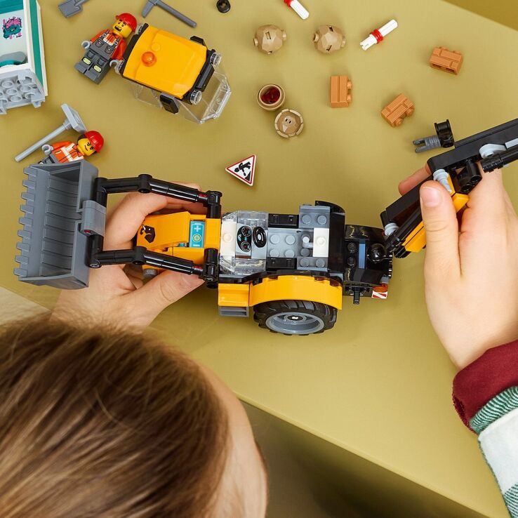 LEGO® City Yellow Backhoe Loader (60480) (5)