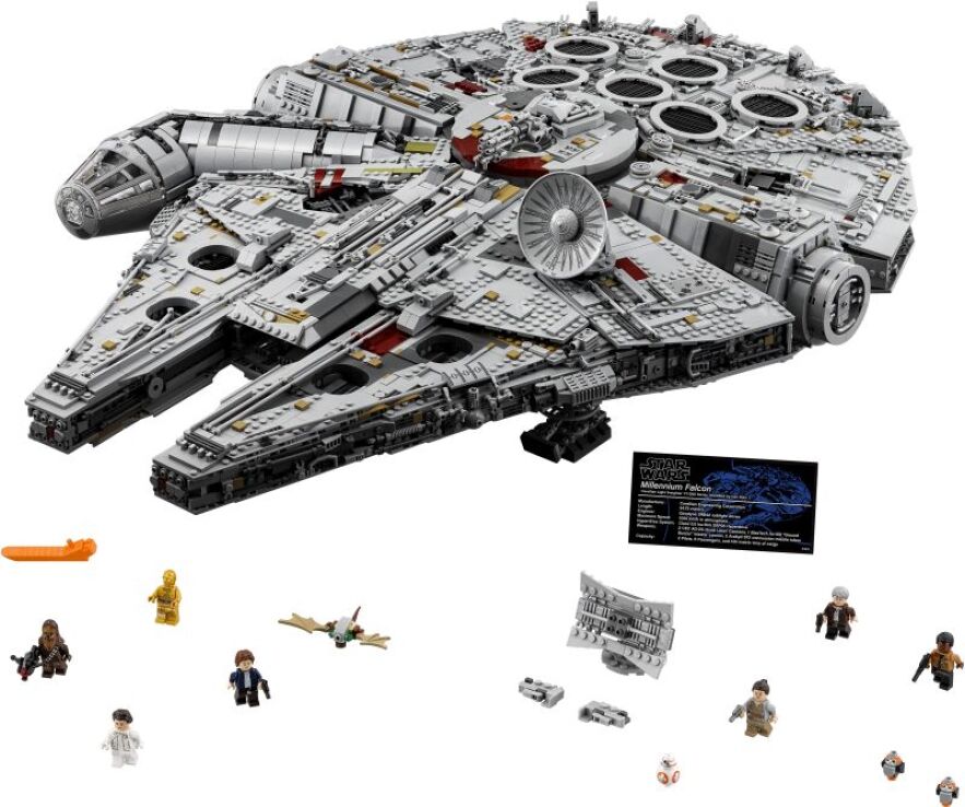 LEGO Star Wars UCS Millennium Falcon (75192) (1)