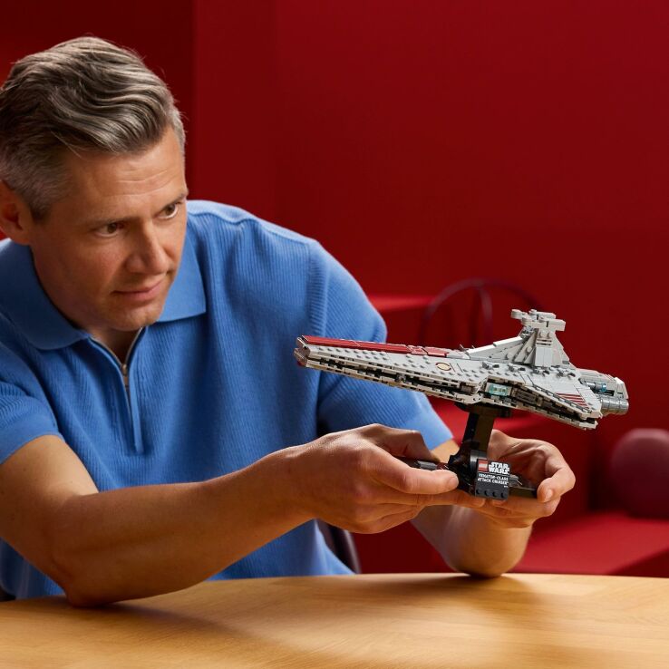 LEGO® Star Wars Venator-Class Attack Cruiser (75441) (3)