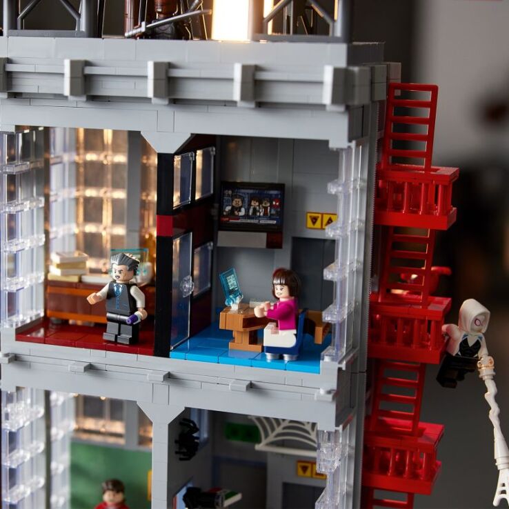 LEGO Super Heroes Spider-Man Daily Bugle (76178) (3)