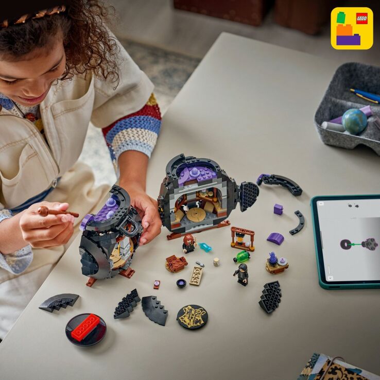 LEGO® Harry Potter Cauldron: Secret Potions Classroom (76464) (6)