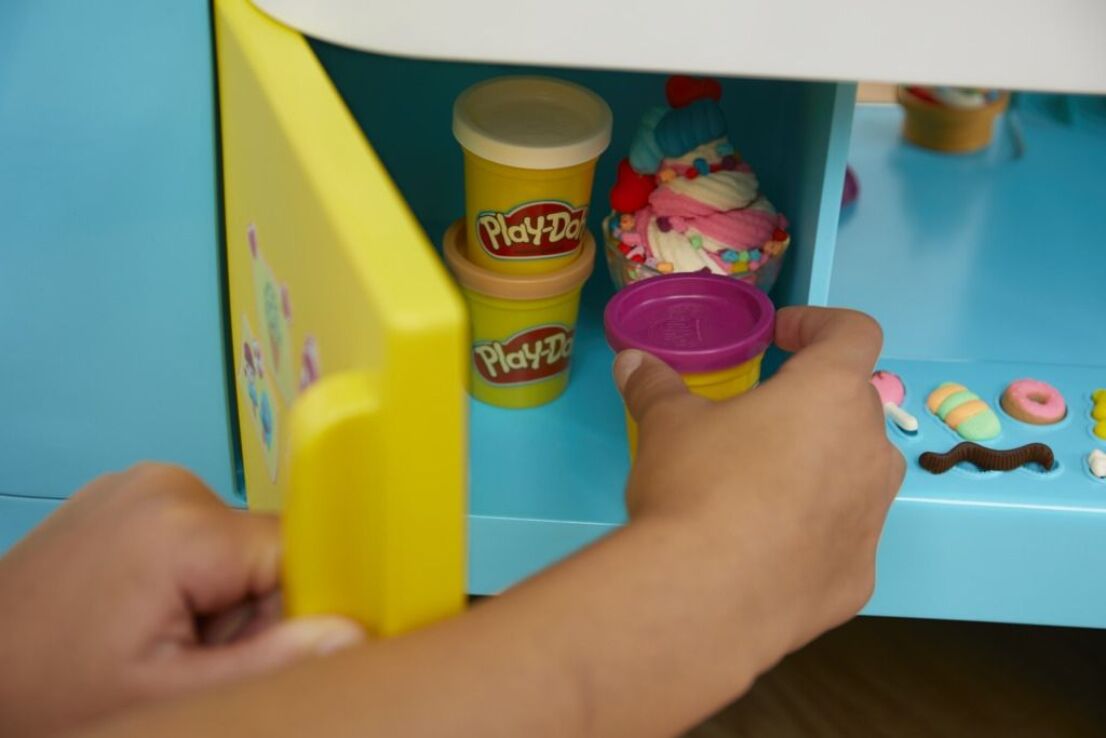 Playdoh Ultimate Ice Cream Truck Playset (F1039) (2)