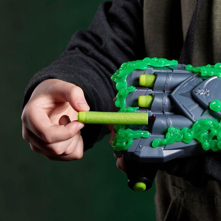 Avengers MV5 Role Play Gauntlet (G2649) (3)