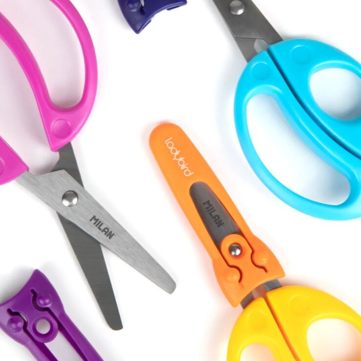 Milan Ψαλίδι Με Θήκη Ladybird 14,7cm-4 Σχέδια (325-01002-1469820) (1)
