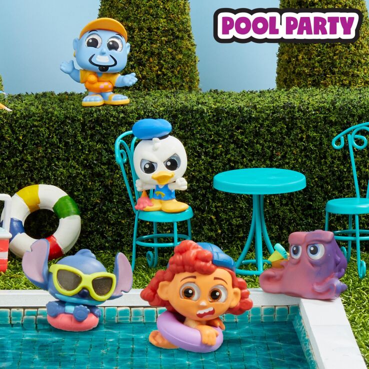 Disney Doorables Multi Peek Party (DRB23000) (9)