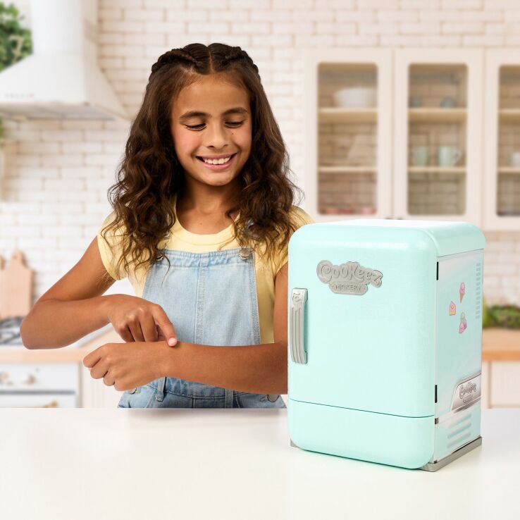 Cookeez Makery Μαγικό Ψυγείο Με Ζωάκι Έκπληξη (CKE03000) (6)