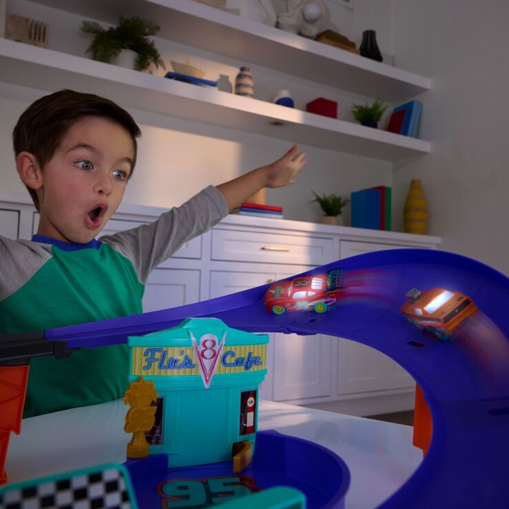 Cars Super Πίστα Light Up (JMT57) (7)