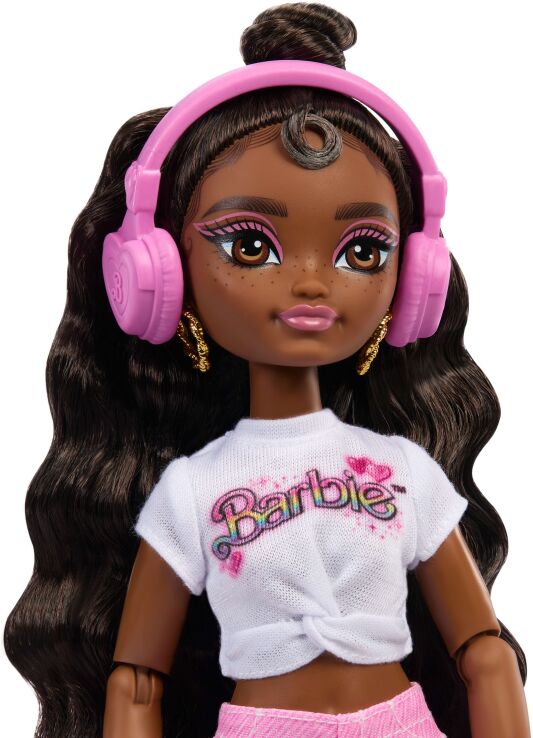 Barbie Dream Besties Roller Skate-Barbie Brooklyn (JFX97) (3)