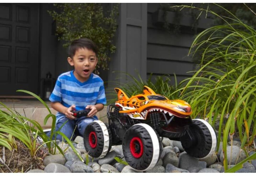 Hot Wheels Τηλεκατευθυνόμενο MT Tiger Shark 1:15 (HGV87) (5)
