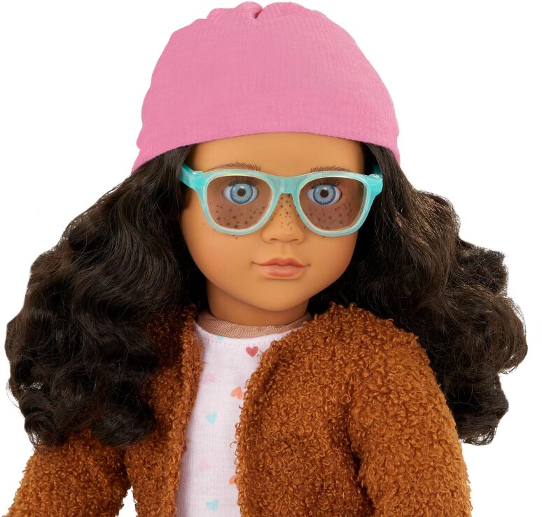 Our Generation Κούκλα Lisandra Traveler (BD31445Z) (2)