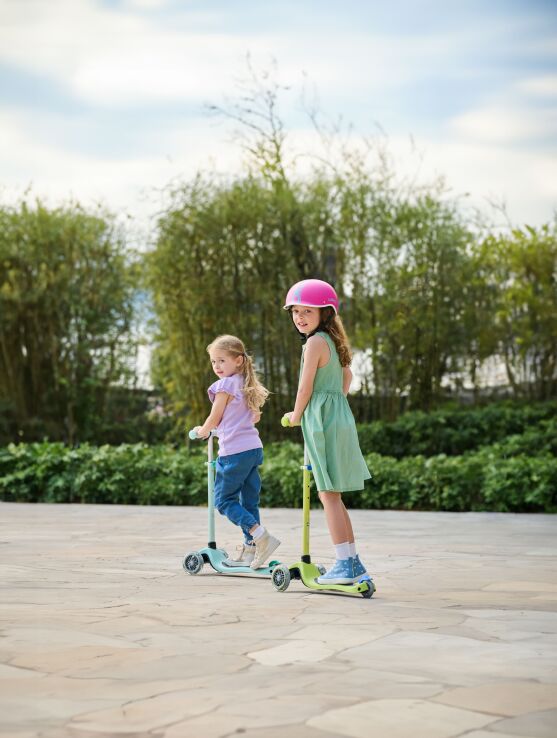 Globber Scooter Primo Lights V2 Fuchsia (423-610-4) (6)