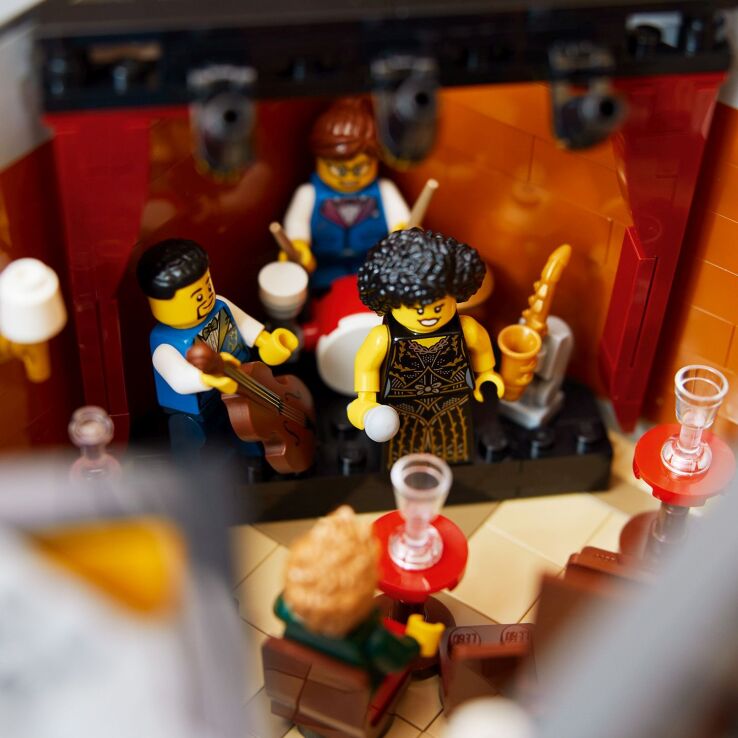 LEGO Icons Jazz Club (10312) (4)