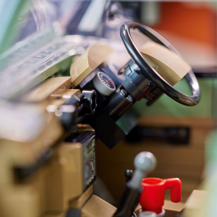 LEGO® Icons Land Rover Classic Defender 90 (10317) (2)