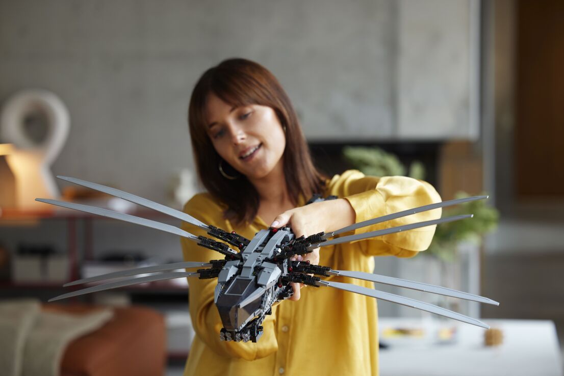 LEGO® Icons Dune Atreides Royal Ornithopter (10327) (9)