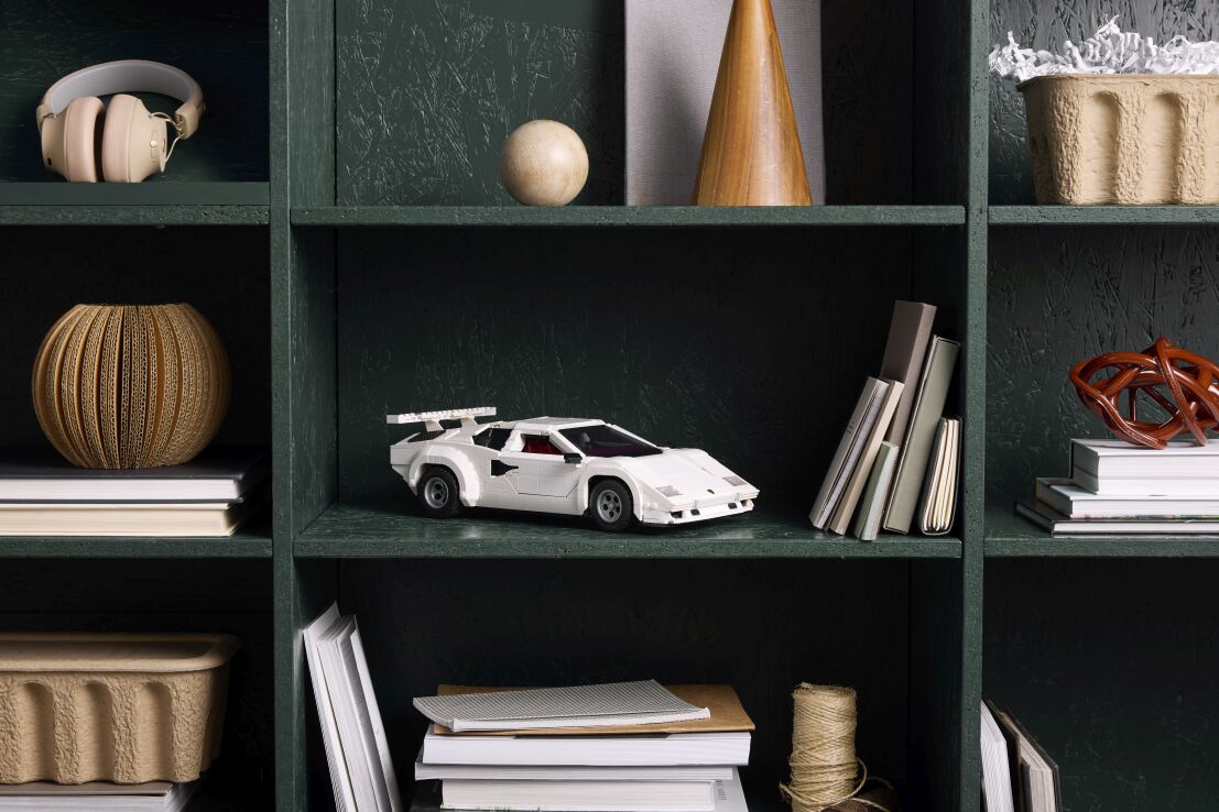 LEGO® Icons Lamborghini Countach 5000 Quattrovalvole (10337) (11)