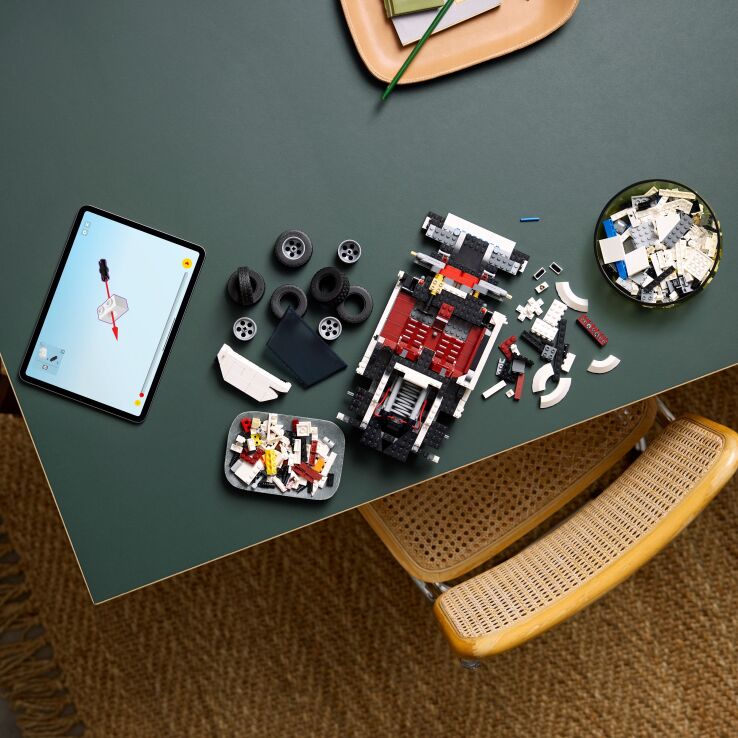 LEGO® Icons Lamborghini Countach 5000 Quattrovalvole (10337) (7)