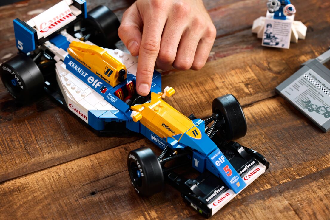 LEGO Icons Williams Racing FW14B & Nigel Mansell (10353) (11)