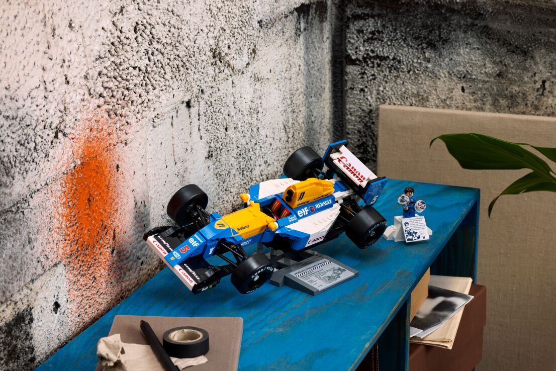 LEGO Icons Williams Racing FW14B & Nigel Mansell (10353) (13)