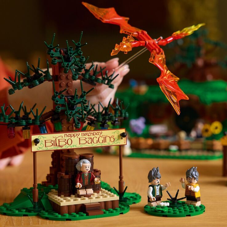 LEGO® Icons Lord Of Rings: The Shire (10354) (6)