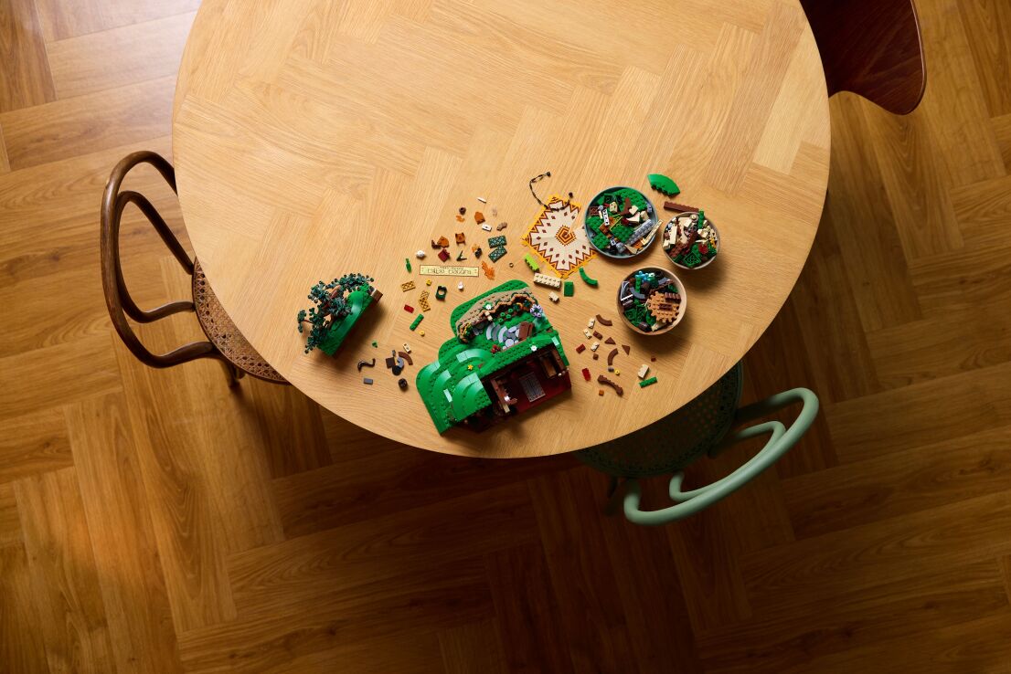 LEGO® Icons Lord Of Rings: The Shire (10354) (7)