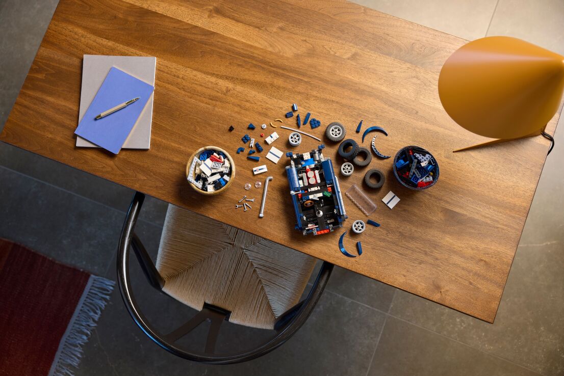 LEGO® Icons Shelby Cobra 427 S/C (10357) (7)