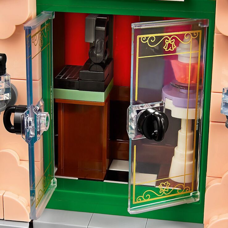 LEGO Icons French Cafe (10362) (4)