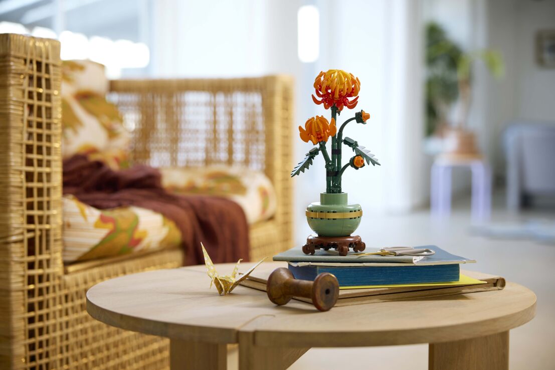 LEGO® Botanicals Chrysanthemum (10368) (7)