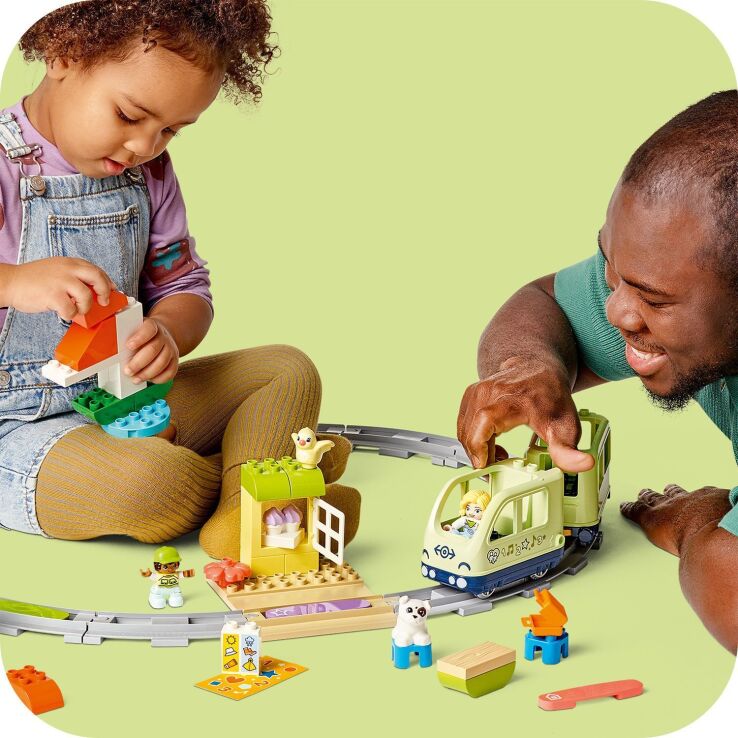 LEGO® Duplo Interactive Adventure Train (10427) (8)