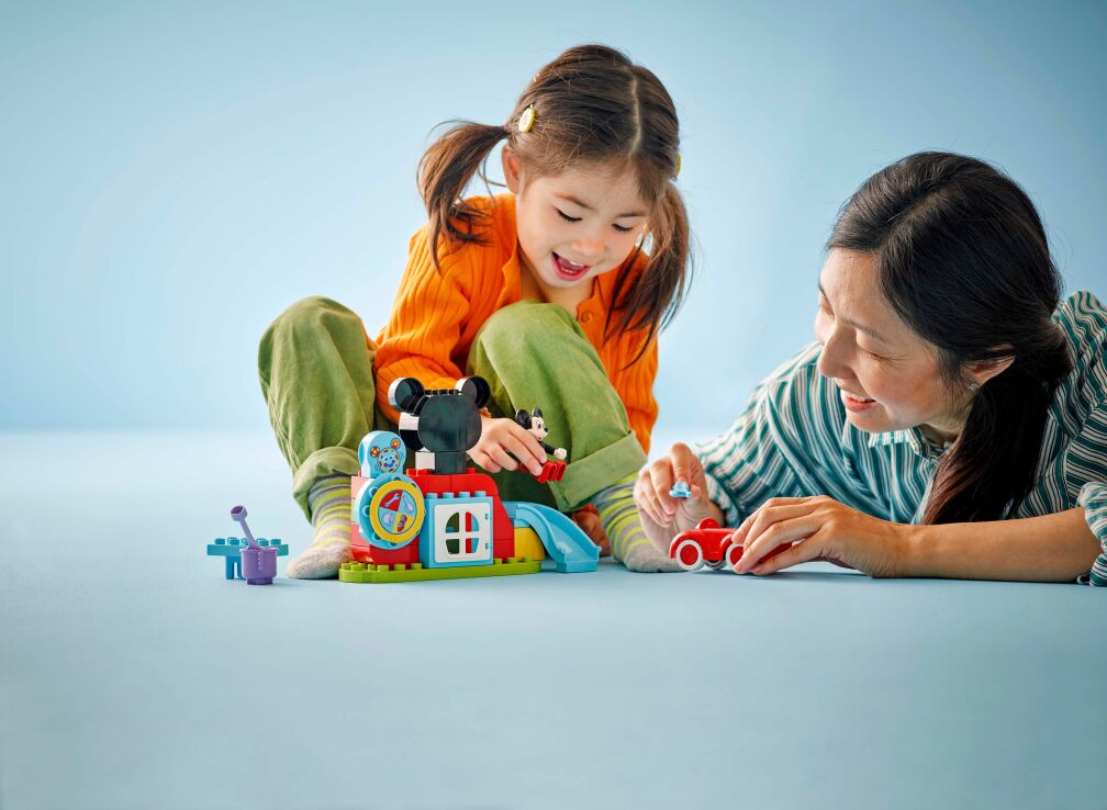LEGO® Duplo Disney Mickey Mouse Clubhouse & Car (10454) (6)