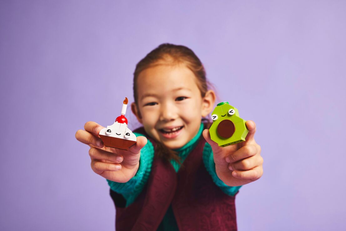 LEGO Classic Creative Food Friends (11039) (6)