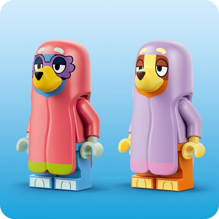 LEGO® Bluey Grannies With Bingo And Bluey (11216) (2)