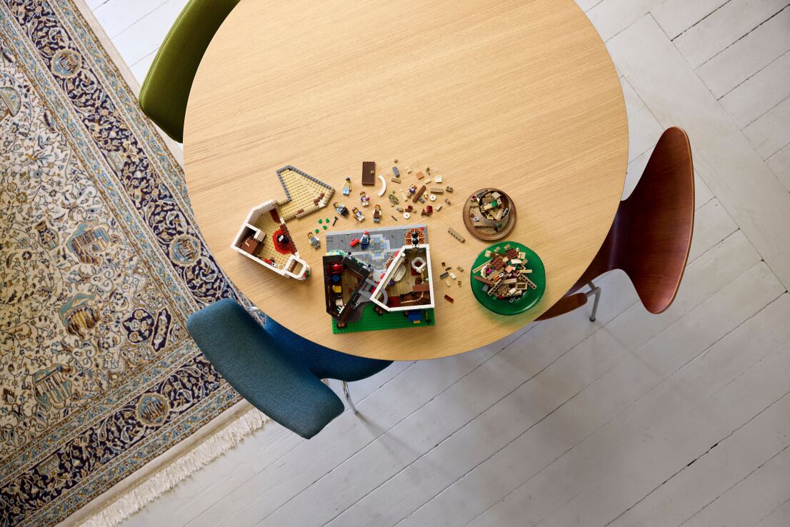 LEGO Icons Shopping Street (11371) (7)