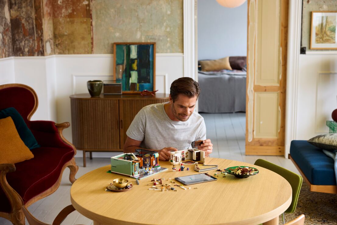 LEGO Icons Shopping Street (11371) (8)