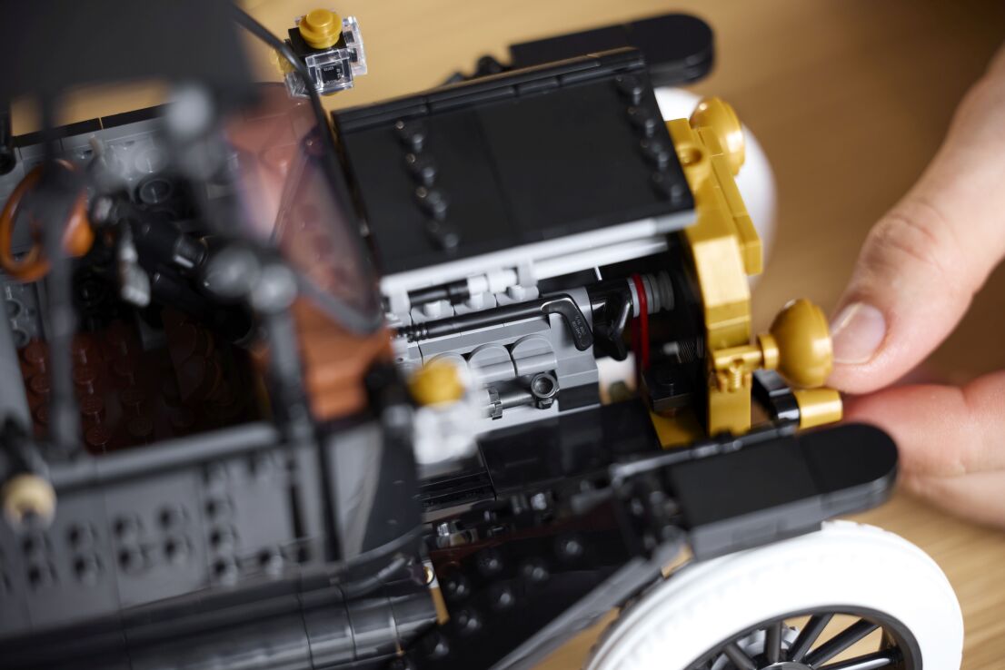 LEGO Icons Ford Model T (11376) (10)