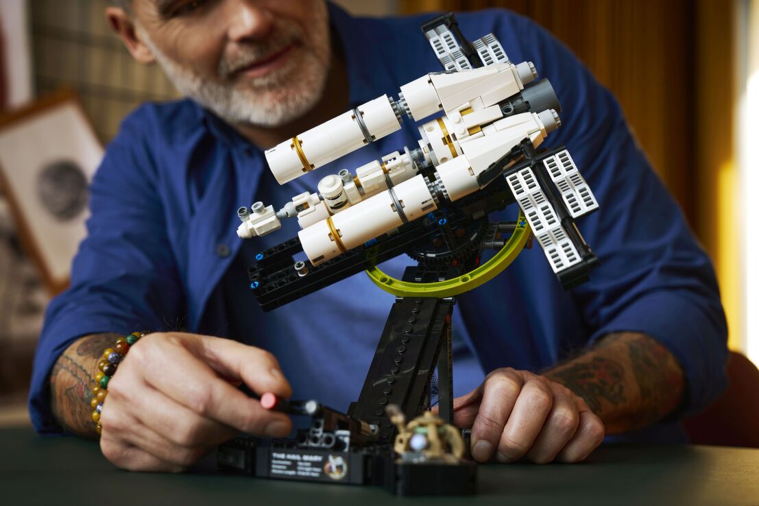 LEGO Icons Project Hail Mary (11389) (6)