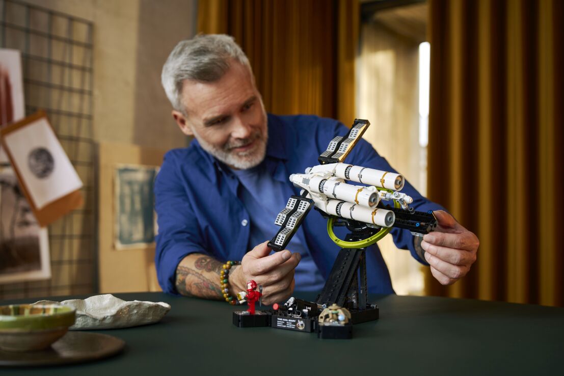 LEGO Icons Project Hail Mary (11389) (8)