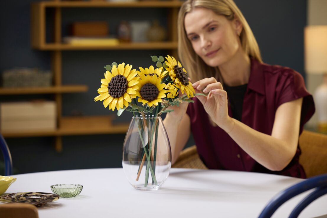 LEGO Botanical Sunflower Bouquet (11502) (10)