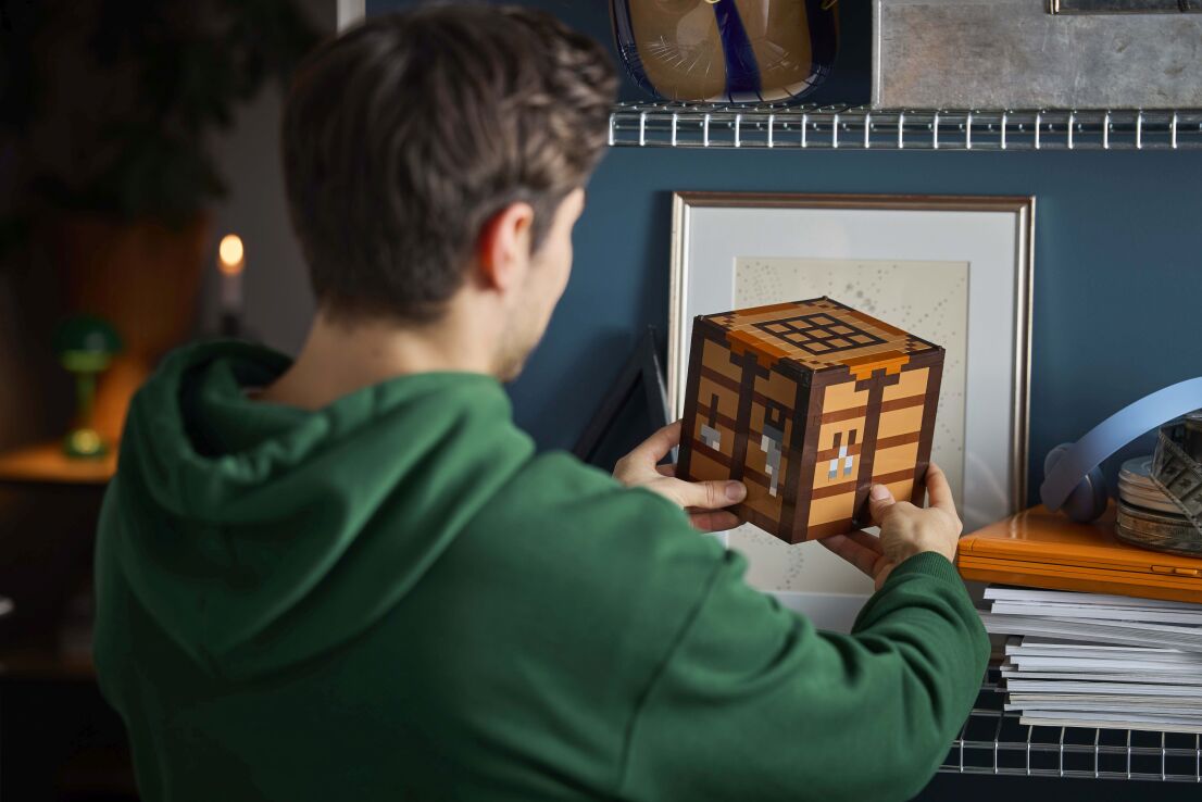 LEGO Minecraft The Crafting Table (21265) (9)