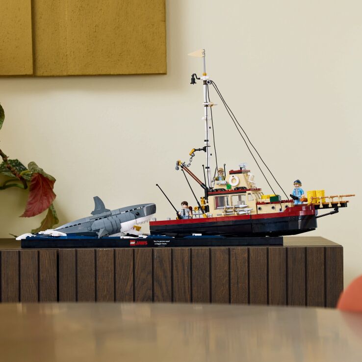 LEGO Ideas Jaws (21350) (11)
