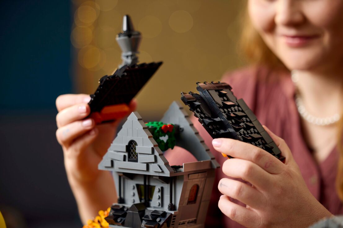 LEGO Ideas Disney Tim Burton's The Nightmare Before Xmas (21351) (11)