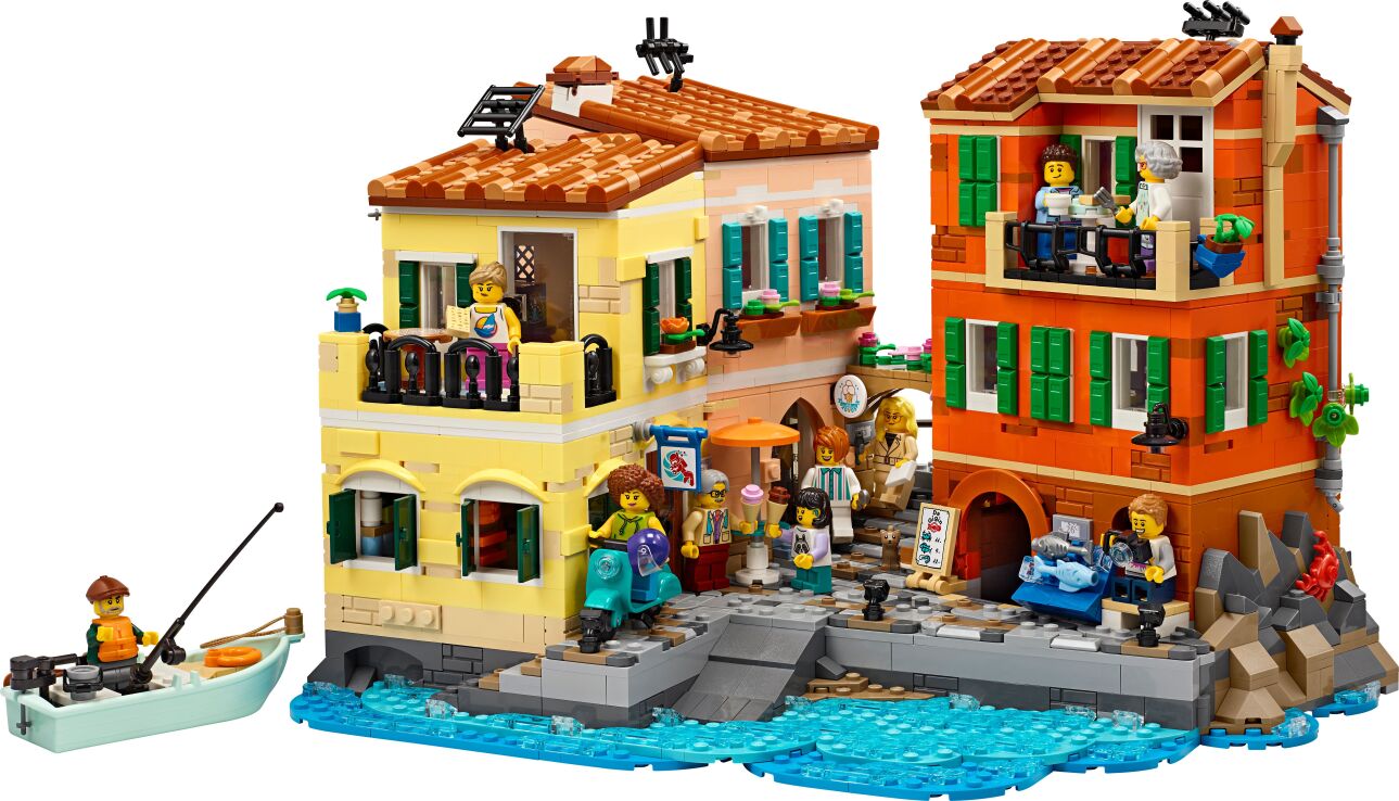LEGO Ideas Italian Riviera (21359) (1)