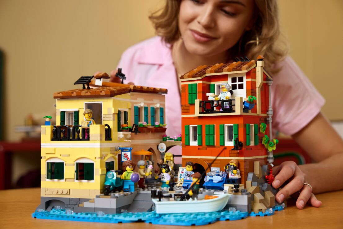 LEGO Ideas Italian Riviera (21359) (12)