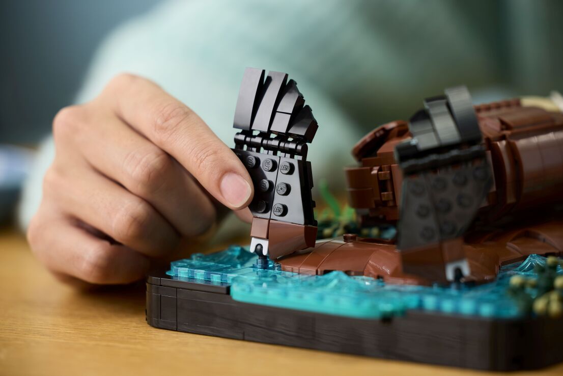 LEGO Ideas Floating Sea Otters (21366) (8)