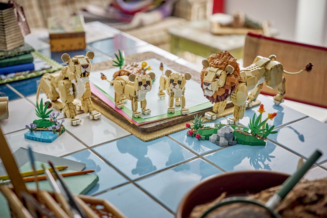 LEGO® Creator 3in1 Wild Animals: Majestic Lion (31386) (11)