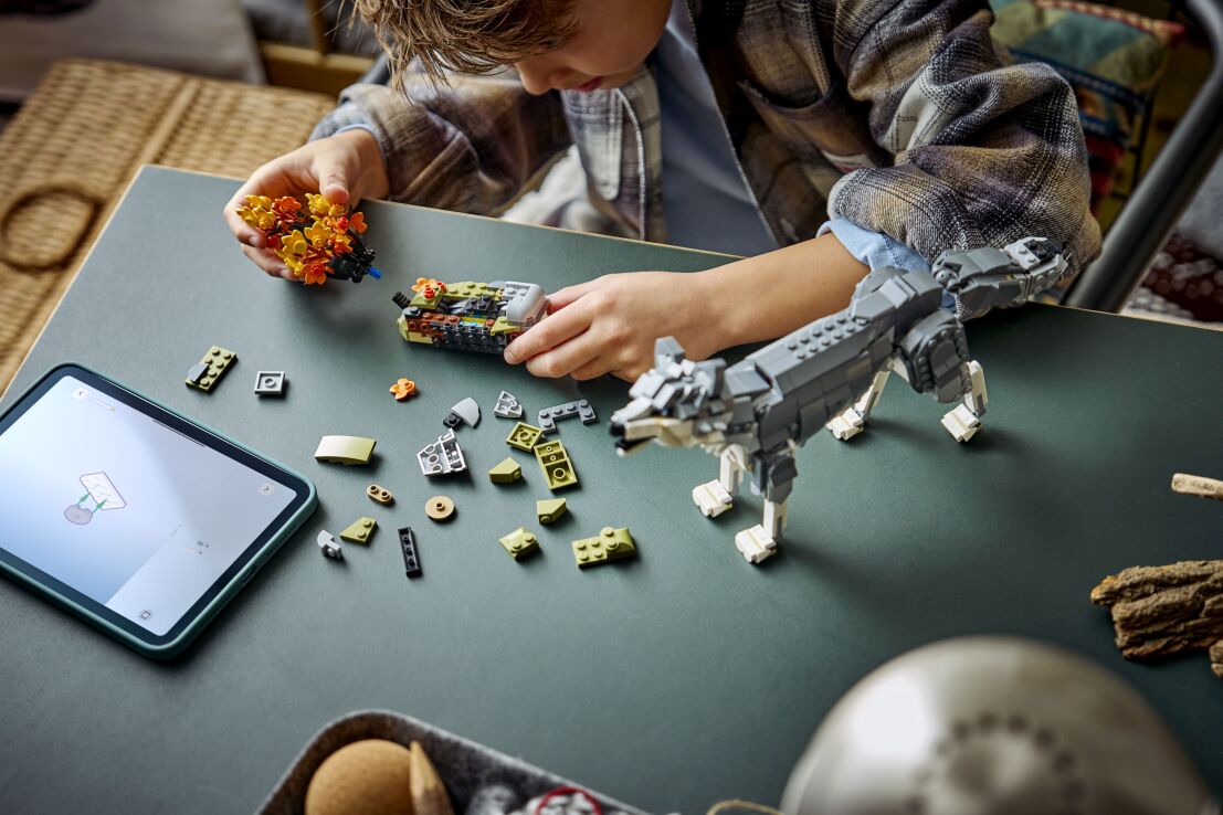 LEGO® Creator 3in1 Forest Animals: Gray Wolf (31393) (5)